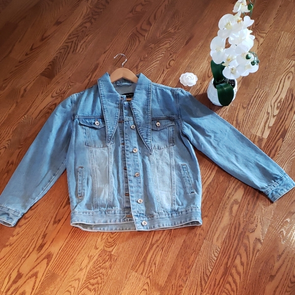 NWOT Lea & Viola Classic Button down denim Jacket - Picture 2 of 4